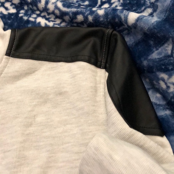 Men’s Jacket - Picture 4 of 4